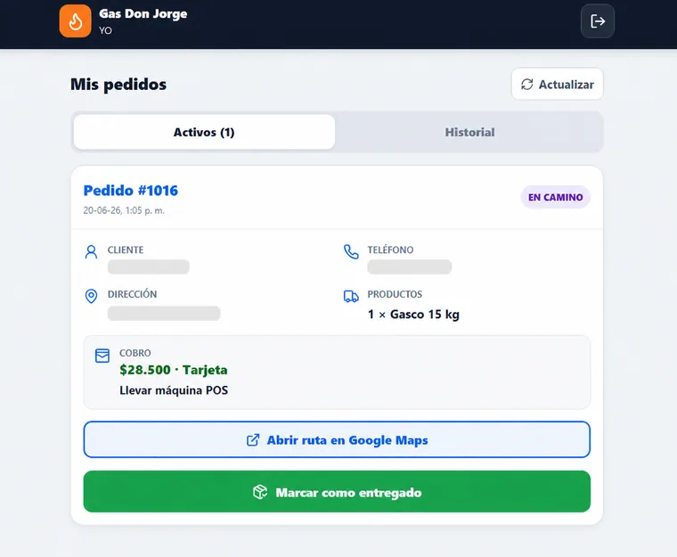 Vista móvil del chofer con un pedido activo, ruta, forma de pago y acción para marcar la entrega